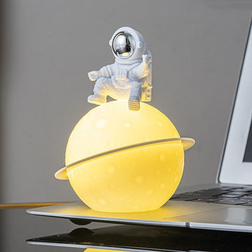 Astronaut Small Night Lamp